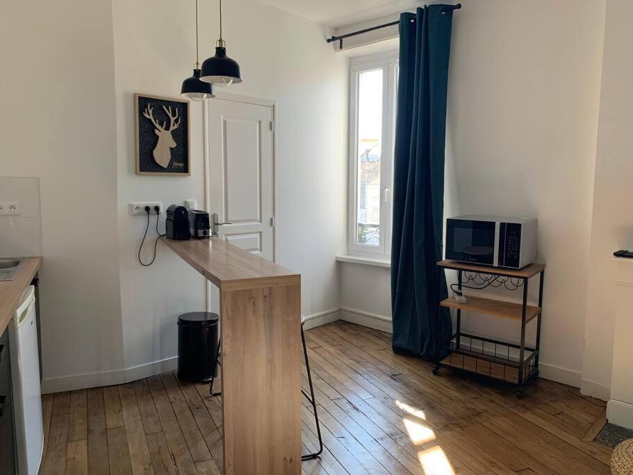 Studio Cosy A 12 Min A Pieds De La Gare Limoges Exterior photo